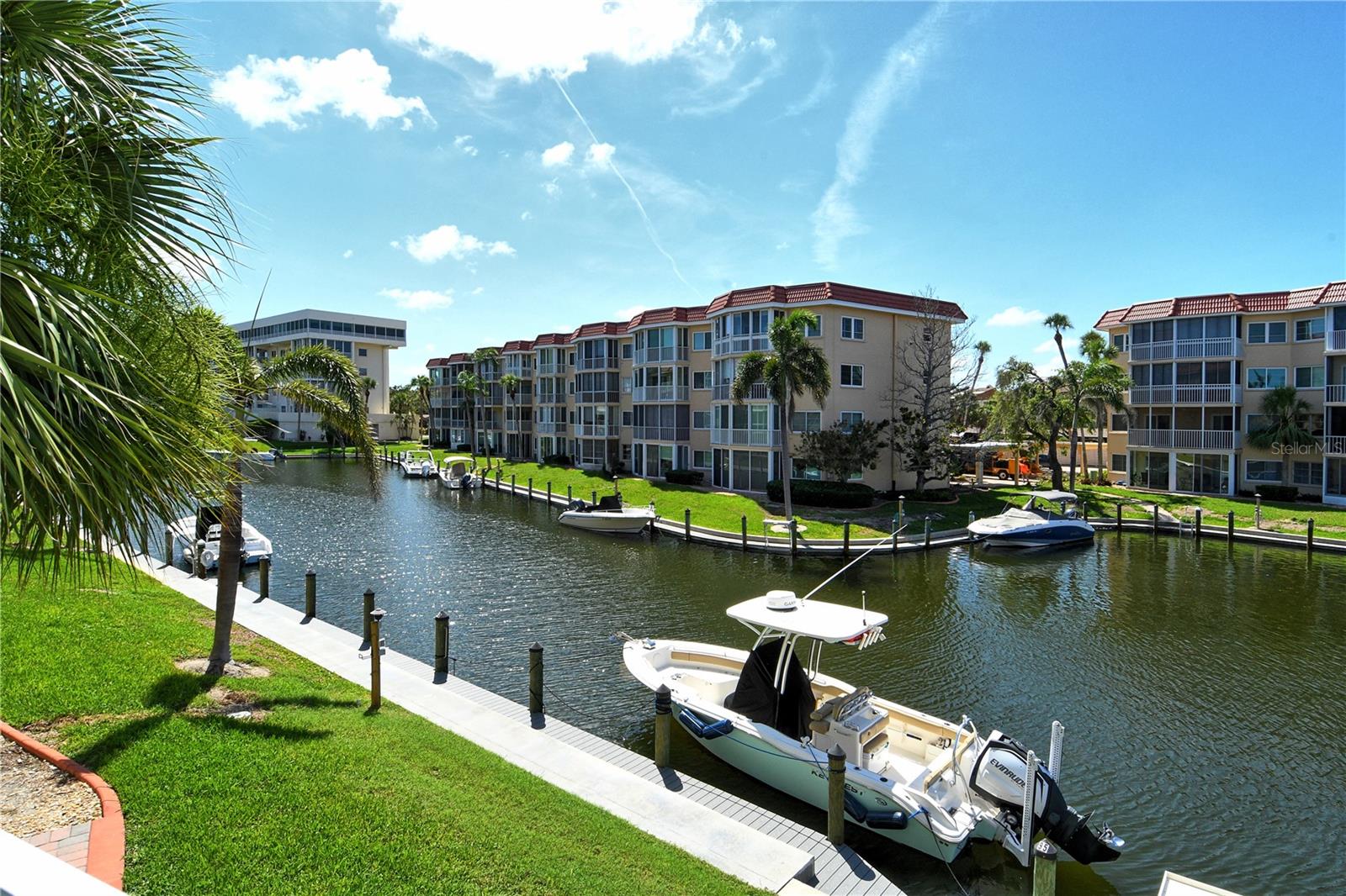 SIESTA HARBOR II - Residential