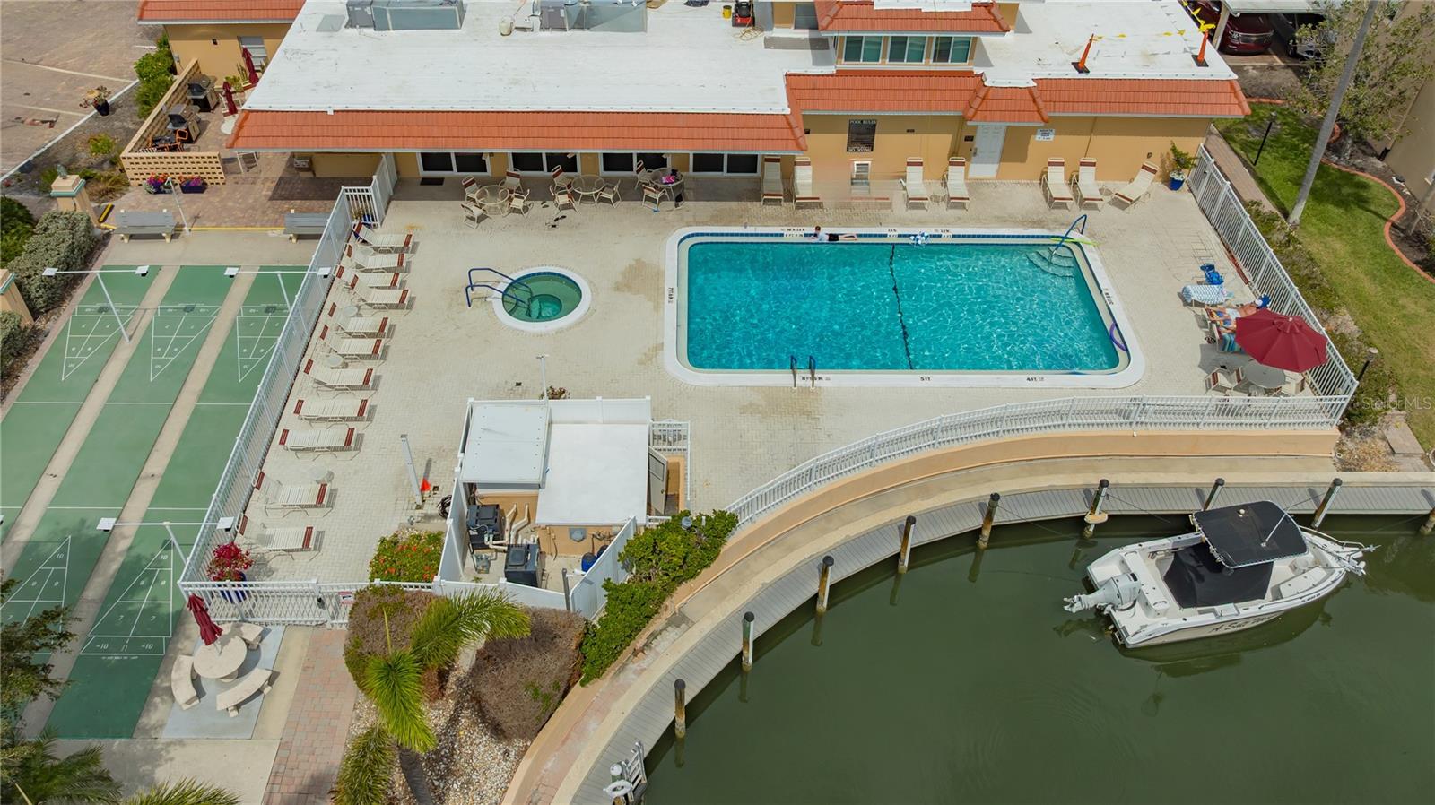 SIESTA HARBOR II - Residential