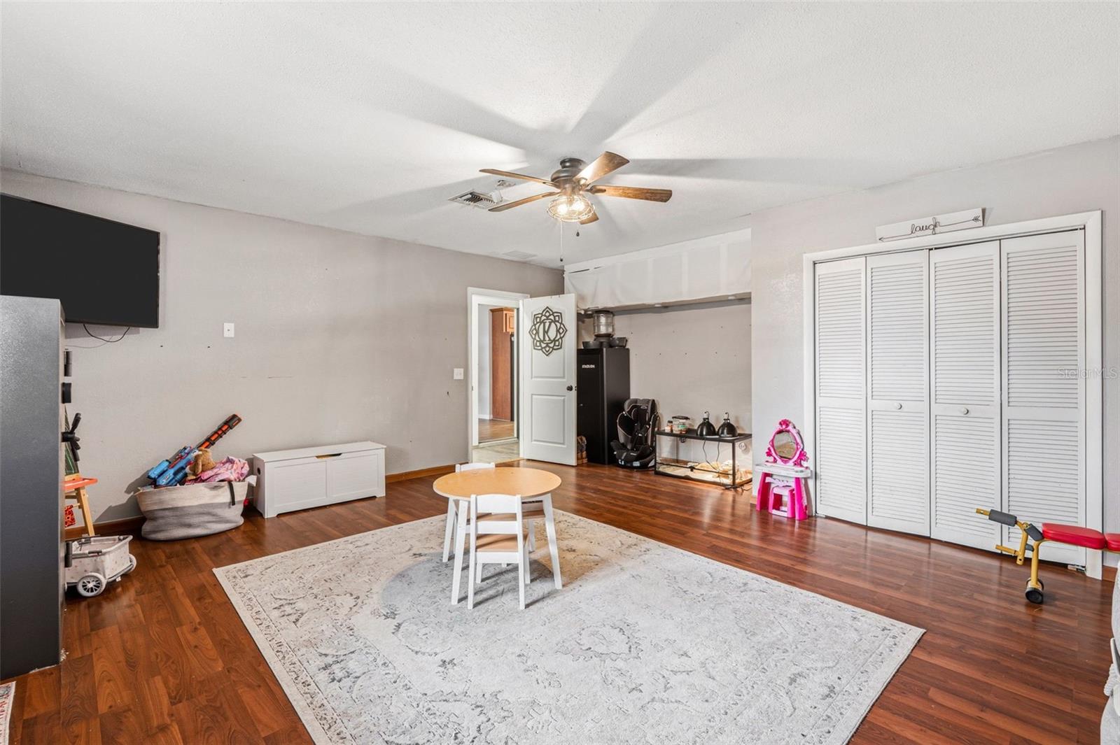 OAKMONT - Residential