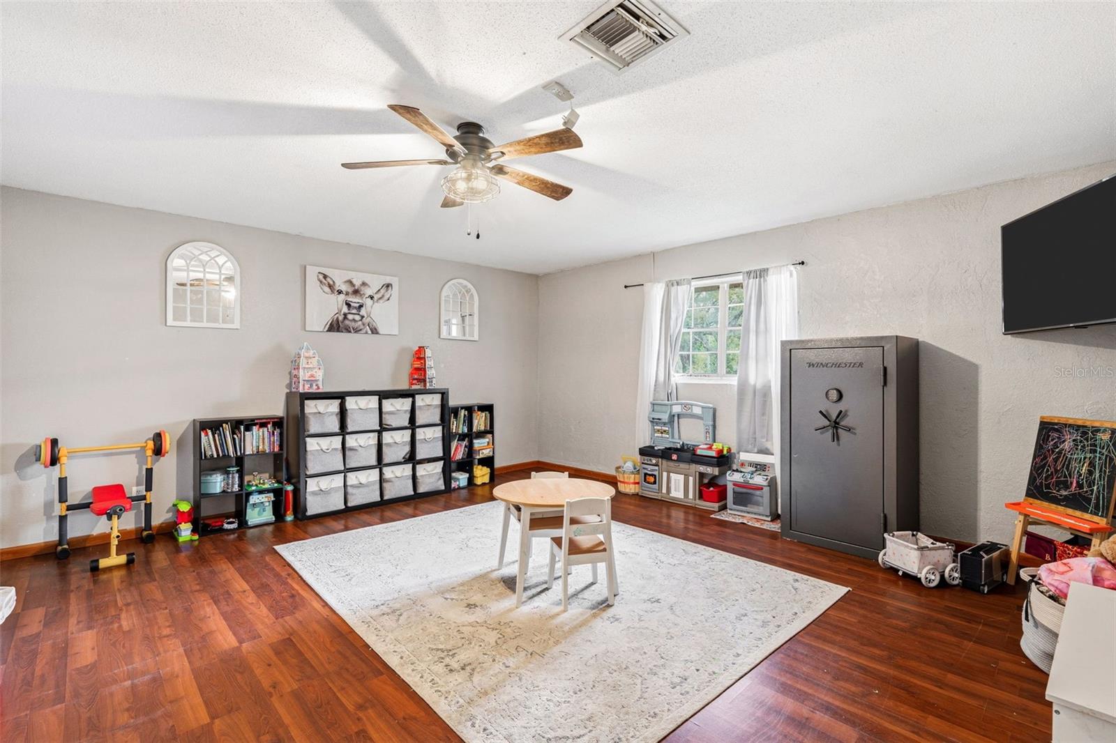 OAKMONT - Residential