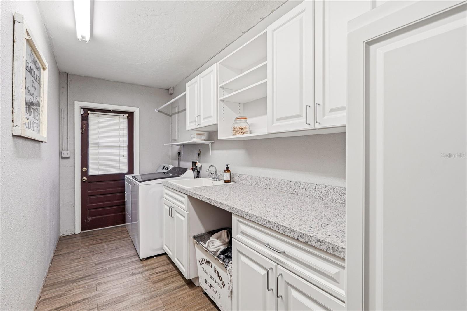 OAKMONT - Residential