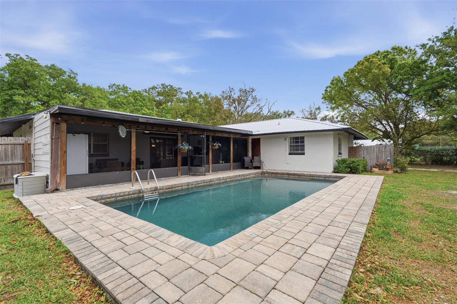 OAKMONT - Residential