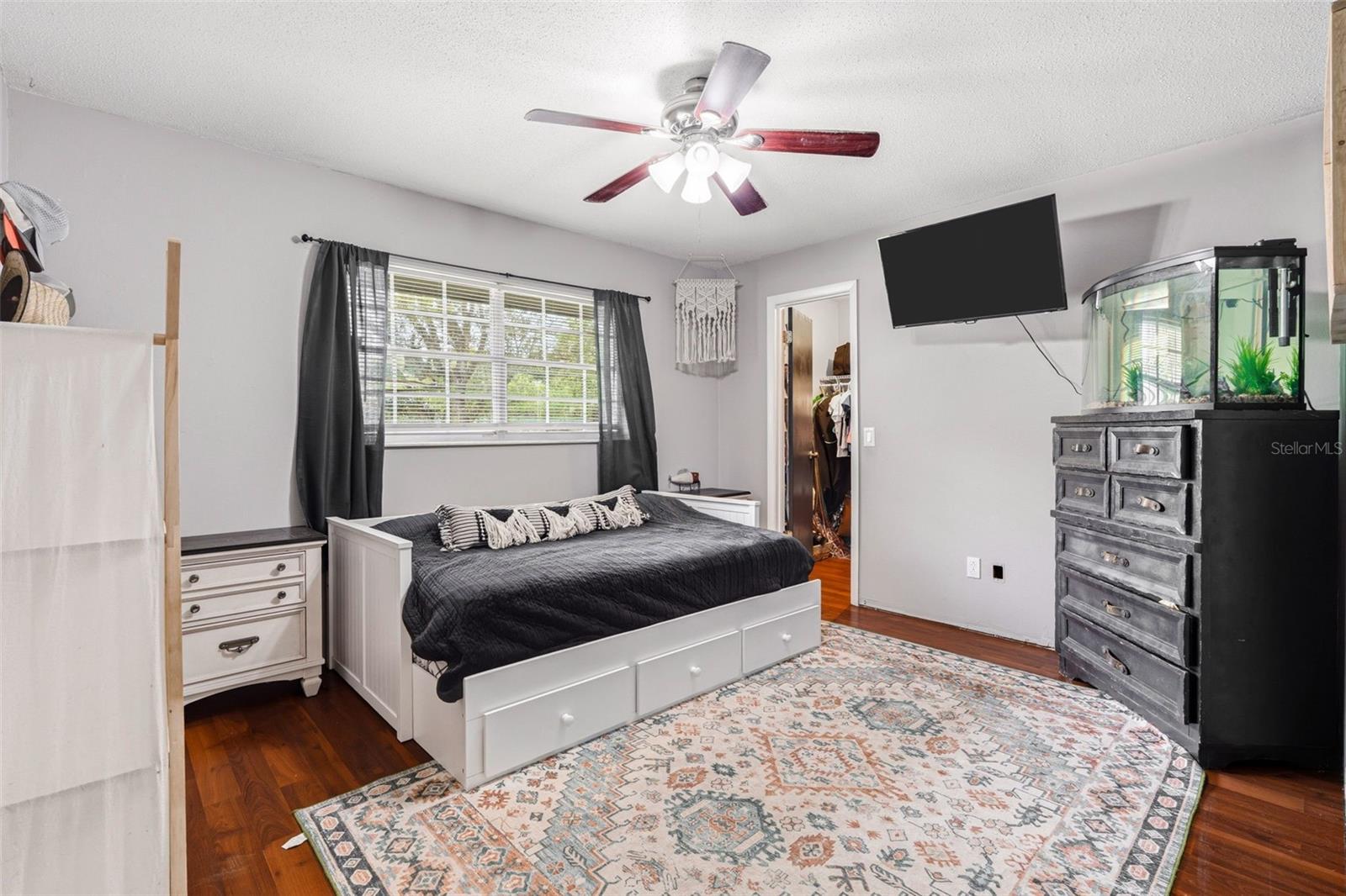 OAKMONT - Residential