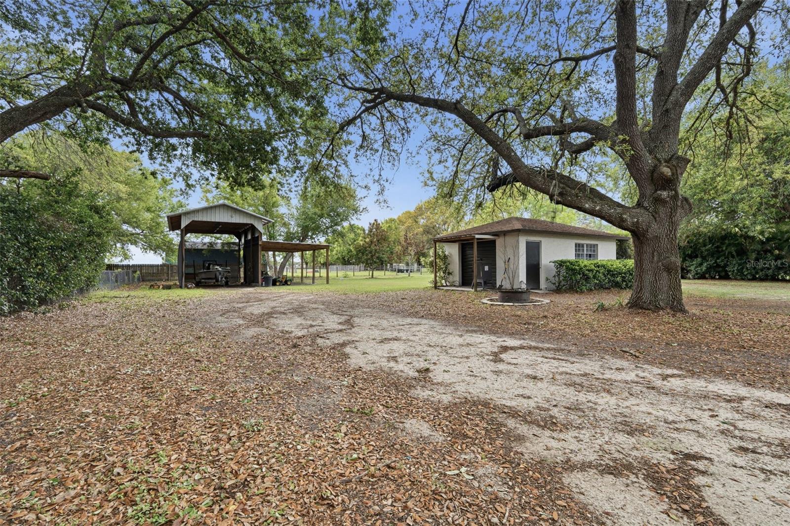 OAKMONT - Residential