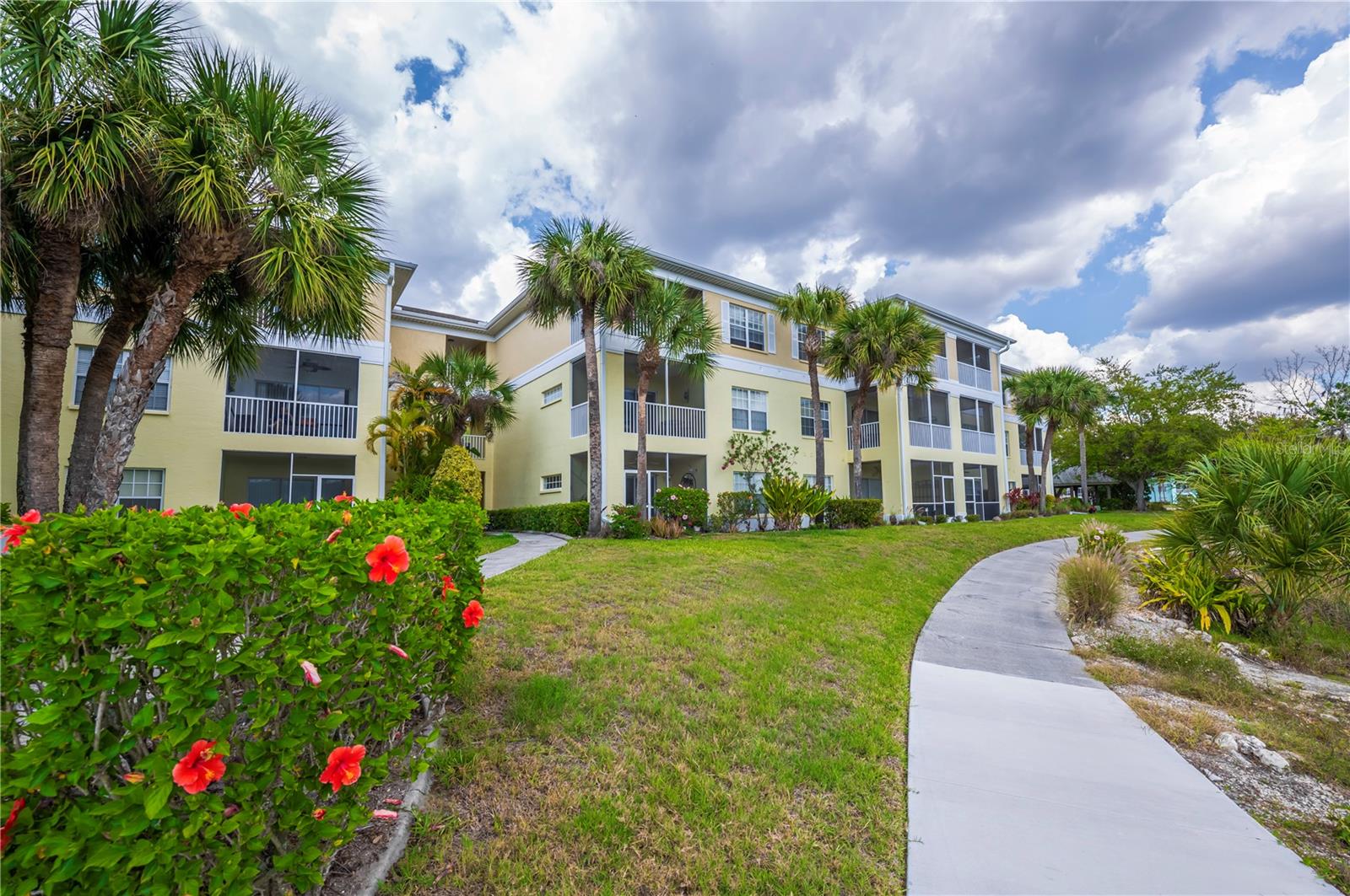 WATERSIDE CLUB 01 AT HERITAGE - Residential