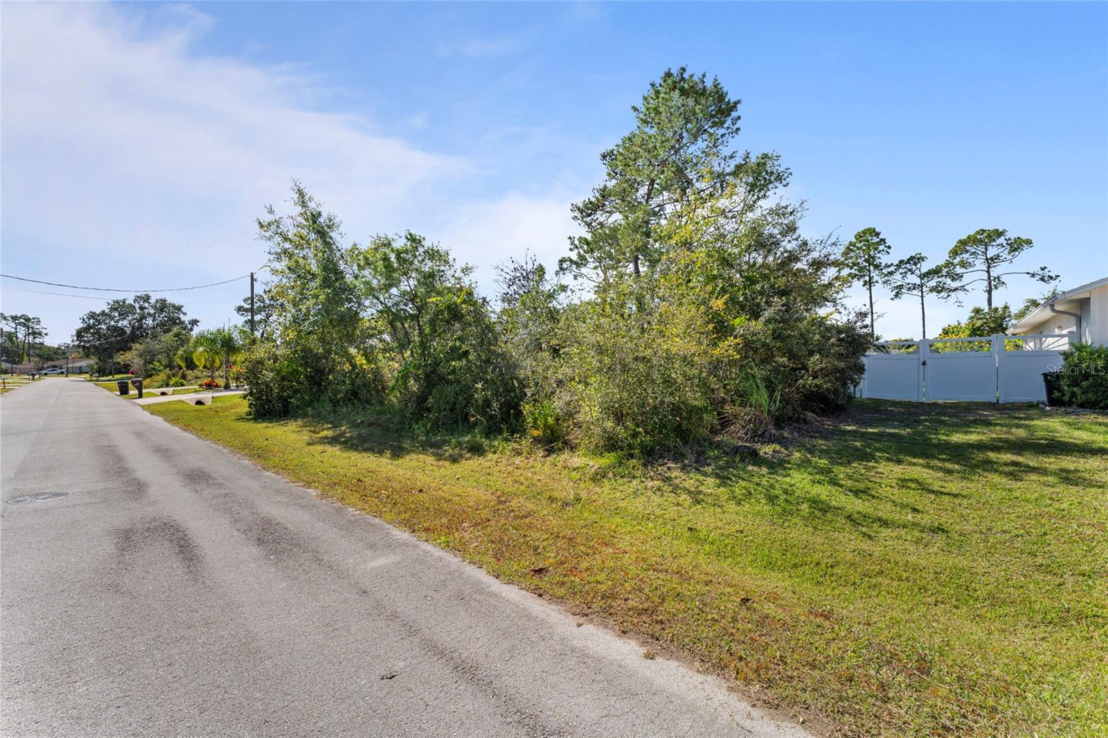 PALM COAST SEC 09 - Land