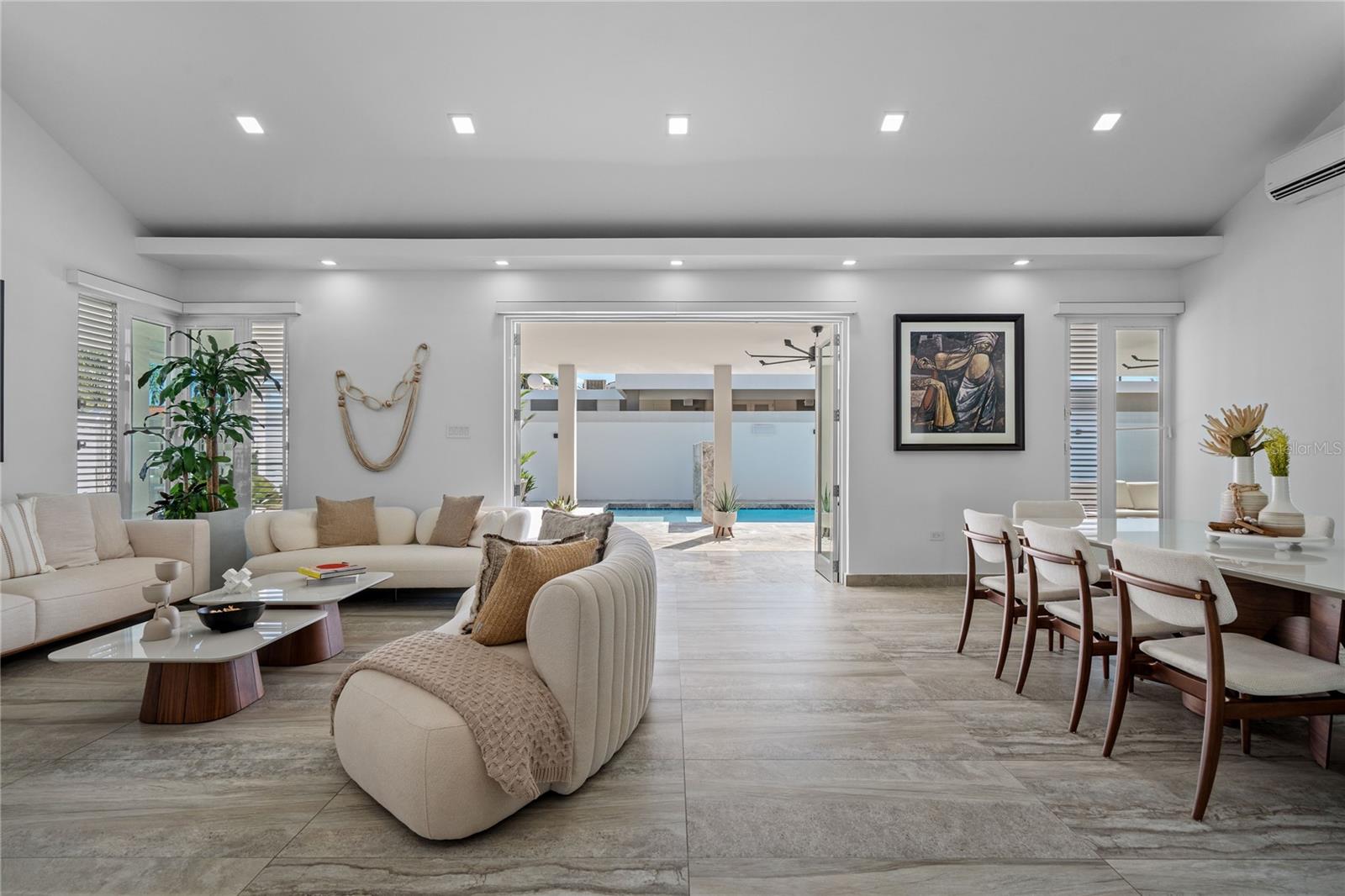 CAMINO DEL CUPEY - SABANERA DE DORADO - Residential