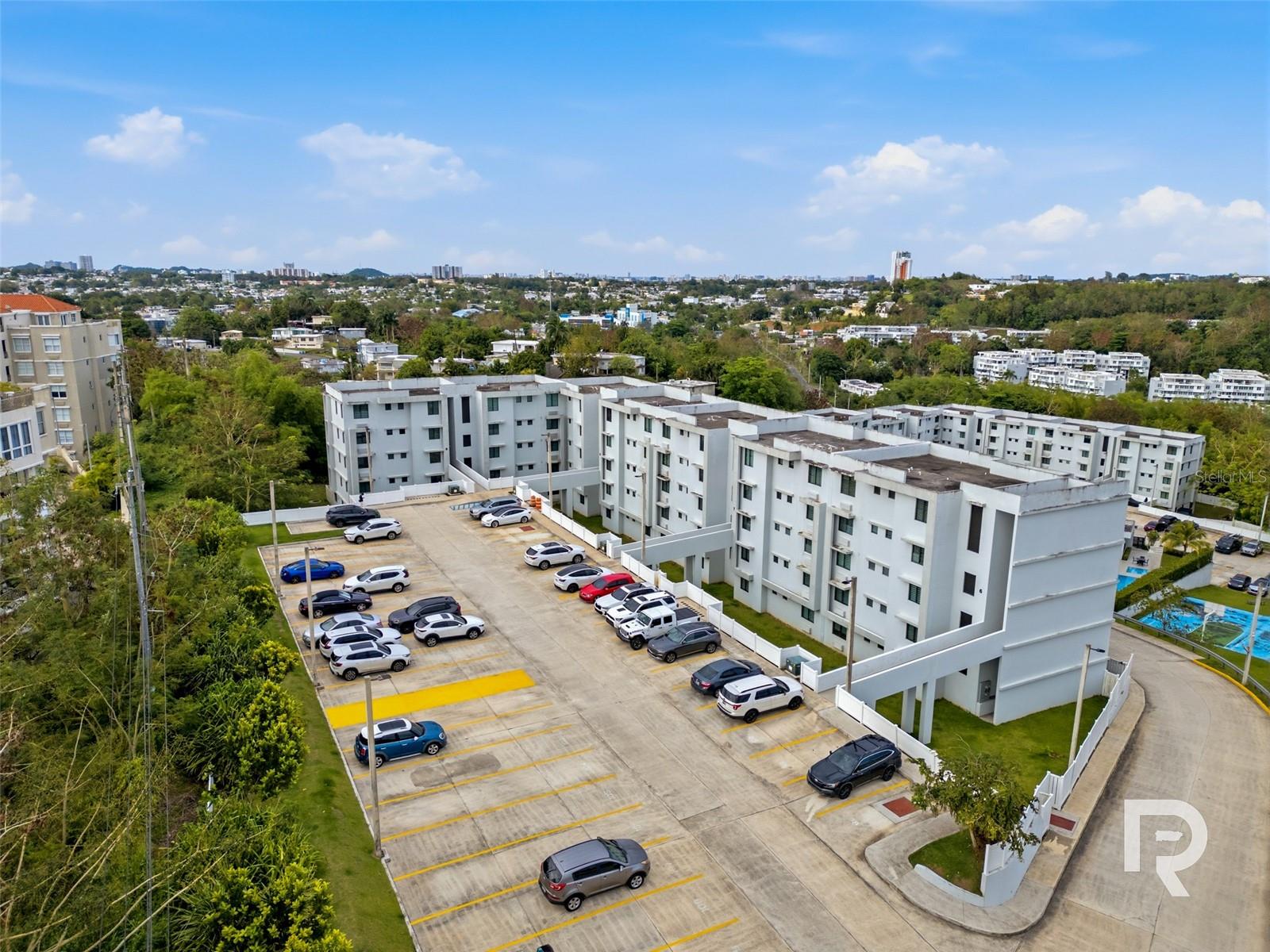 LADERAS DE GUAYNABO - Residential