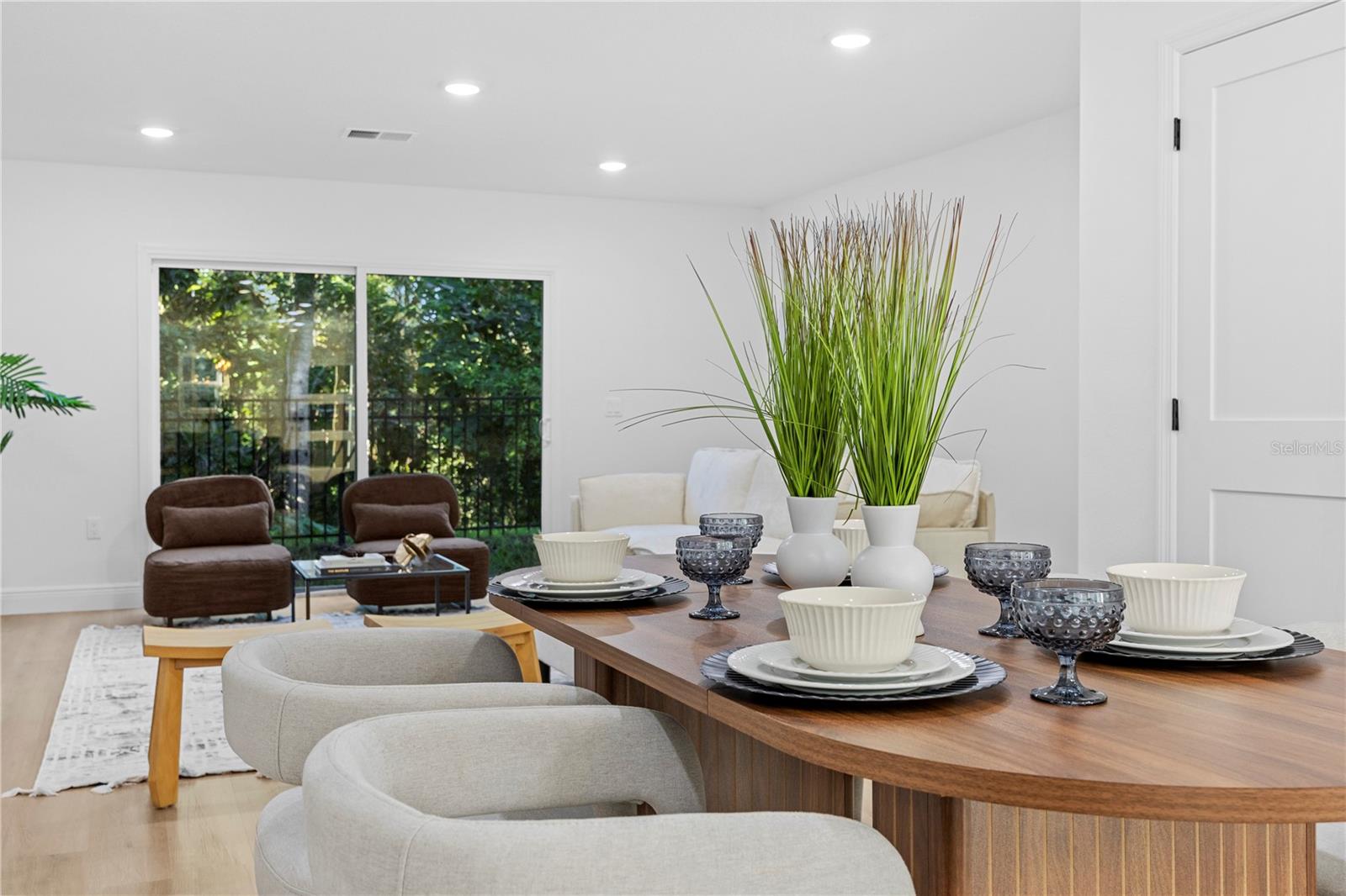 RIVER RIDGE - Residential