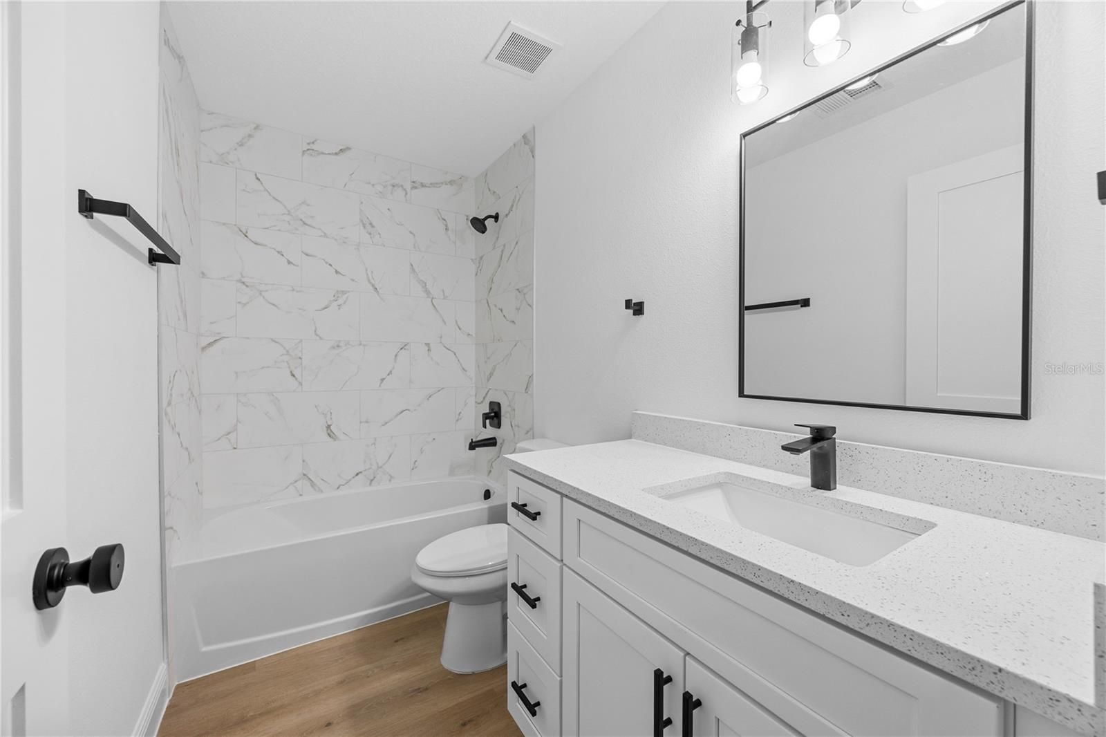 RIVER RIDGE - Residential