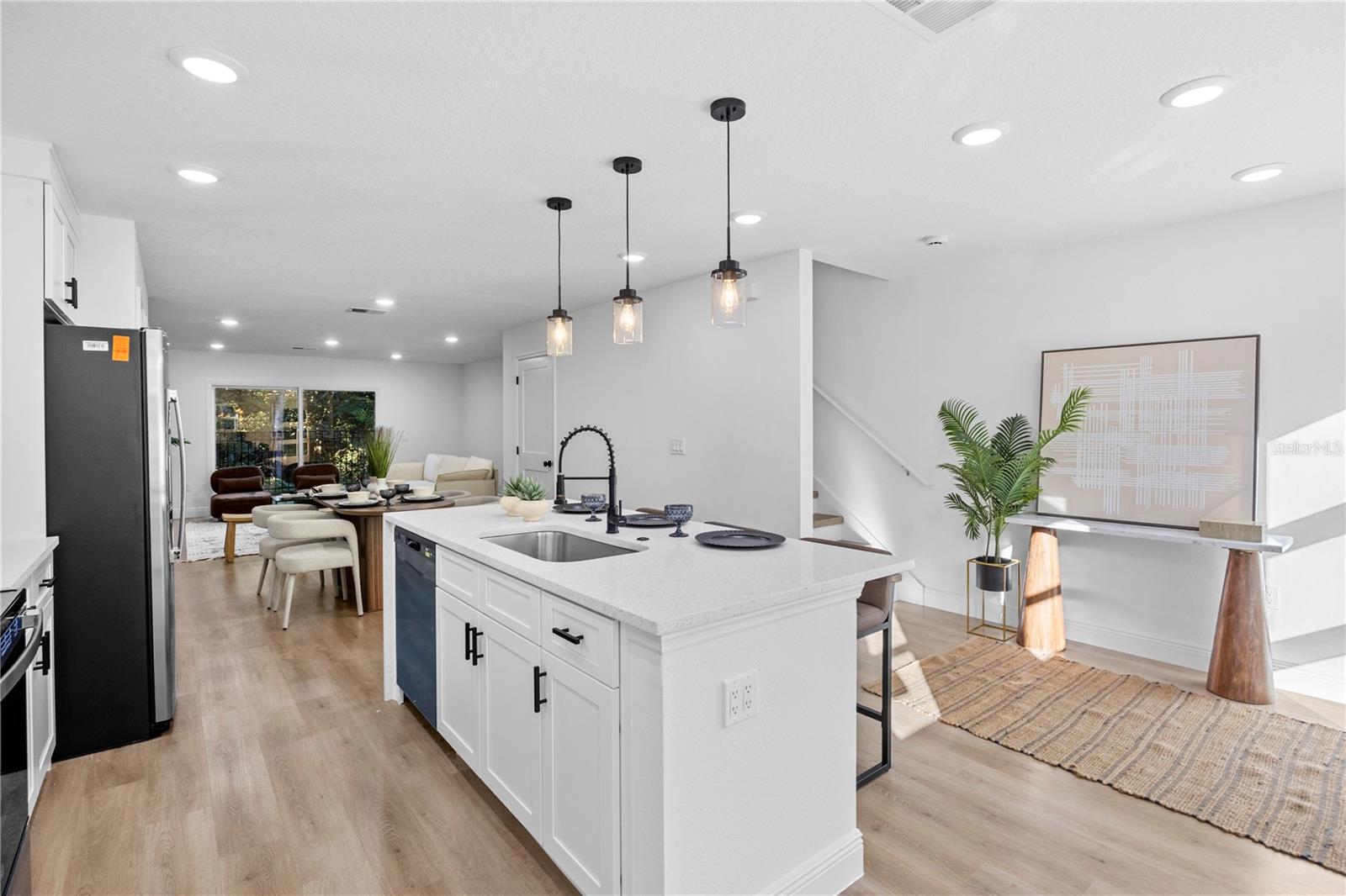 RIVER RIDGE - Residential