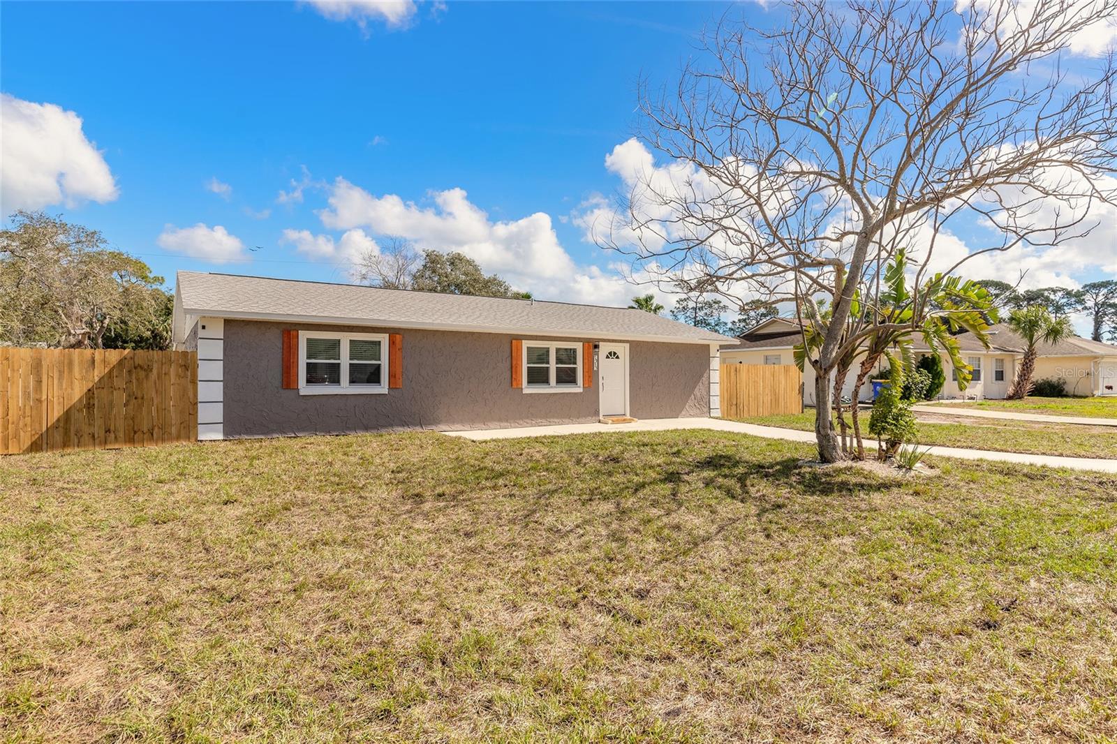 1935 FERN PALM DRIVE