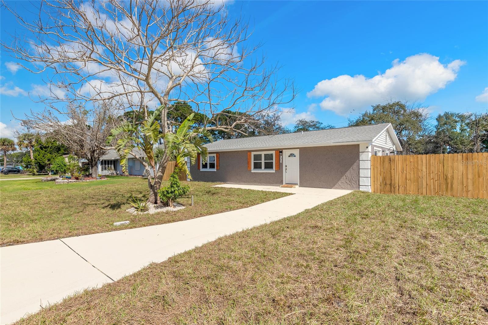 1935 FERN PALM DRIVE