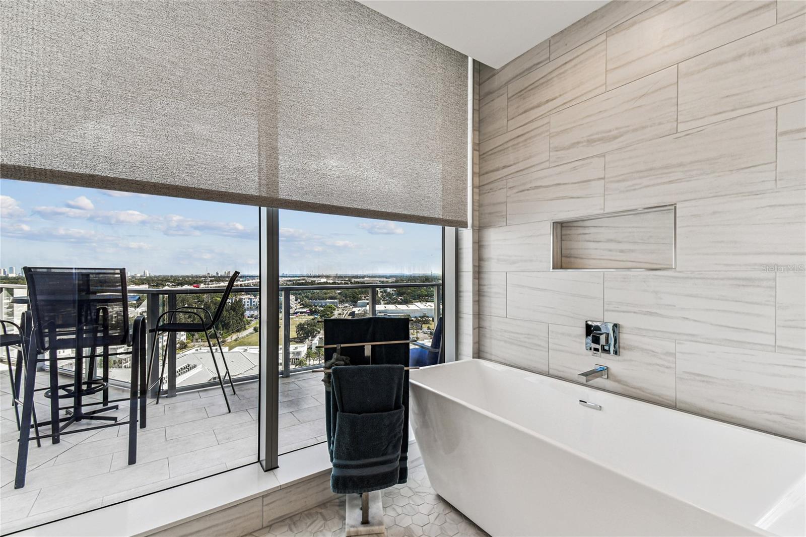 MARINA POINTE EAST A CONDOMINIUM - Residential