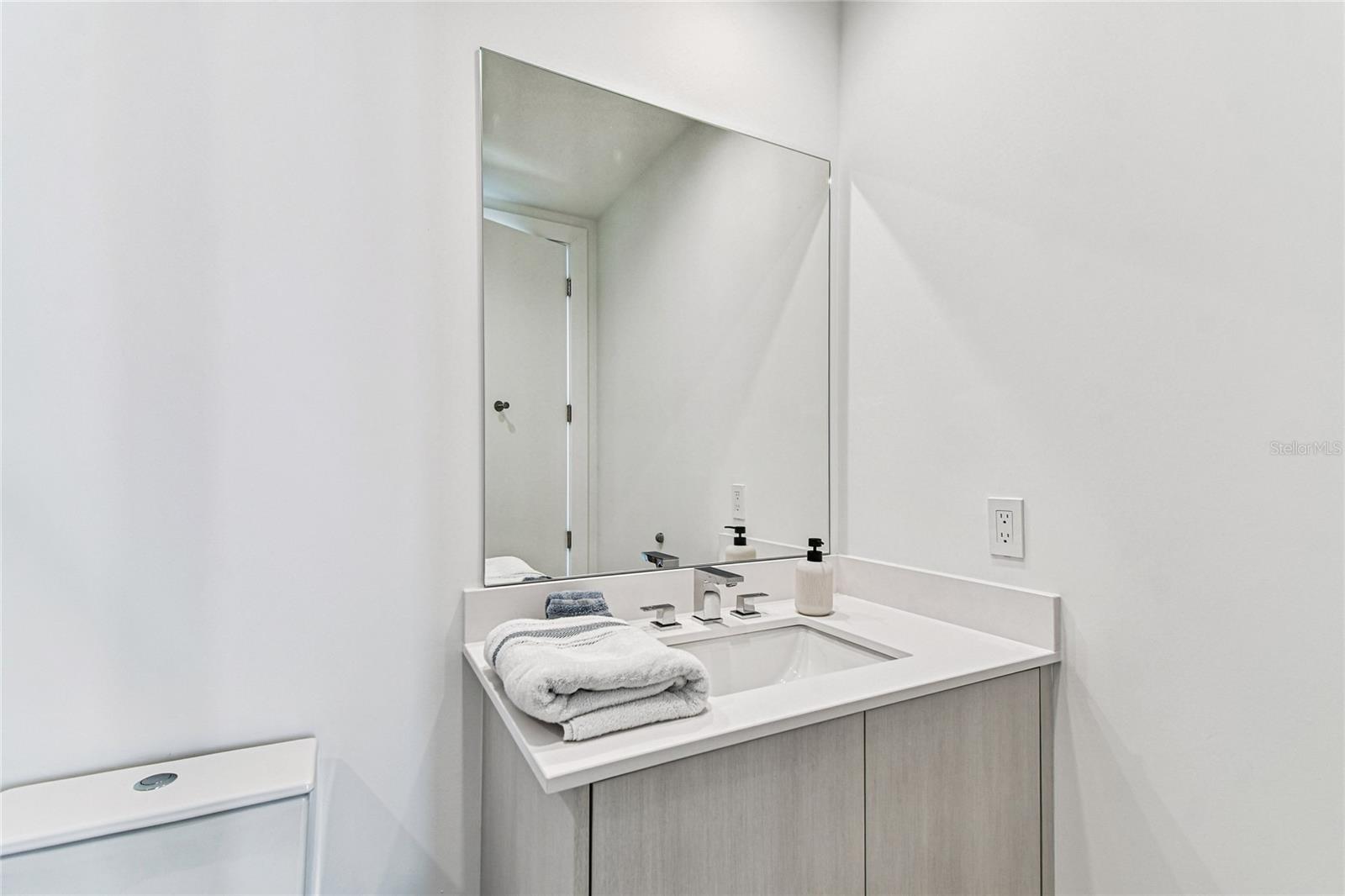 MARINA POINTE EAST A CONDOMINIUM - Residential