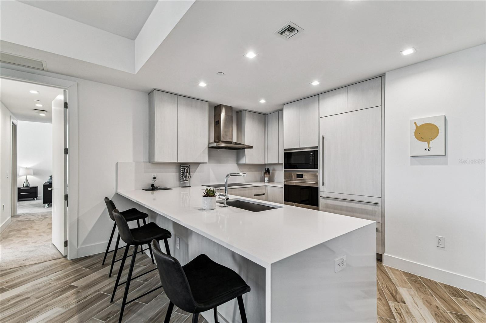 MARINA POINTE EAST A CONDOMINIUM - Residential