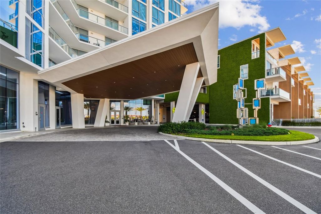 Photo of 5120 Marina Way #14006, Tampa, FL 33611 (MLS # TB8440142)