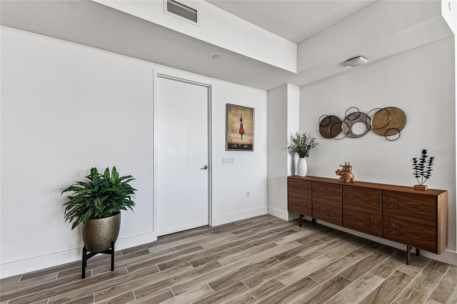 MARINA POINTE EAST A CONDOMINIUM - Residential