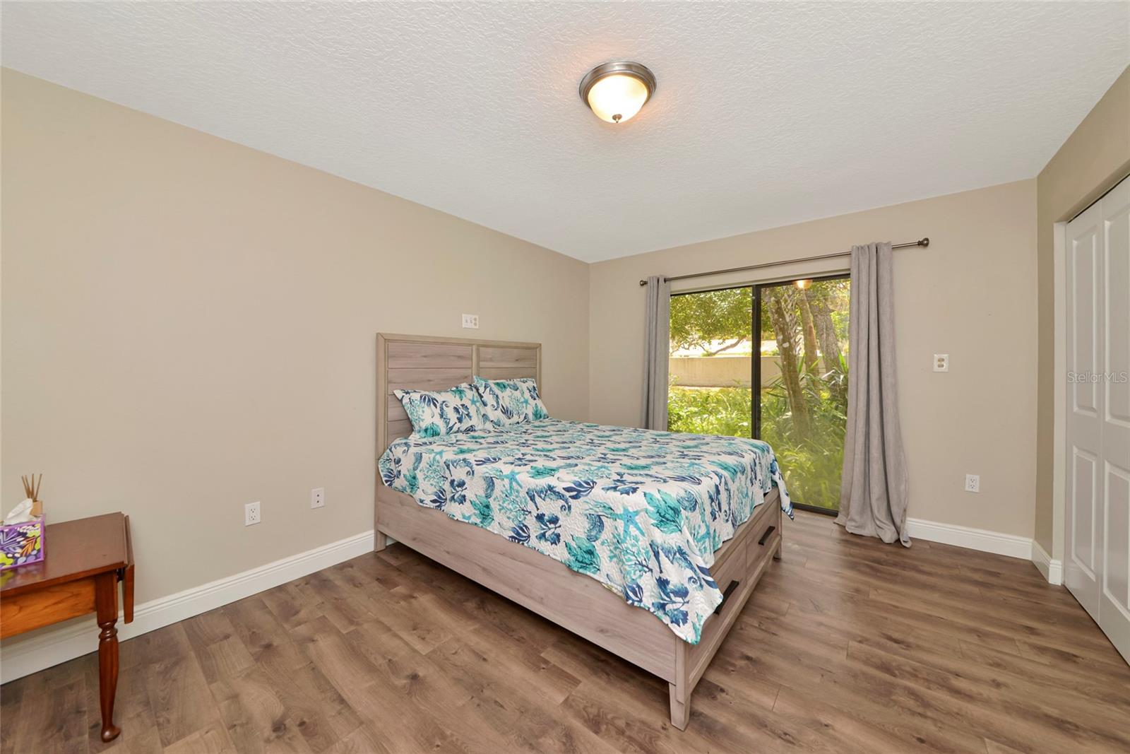 OAK FOREST VILLAS - Residential