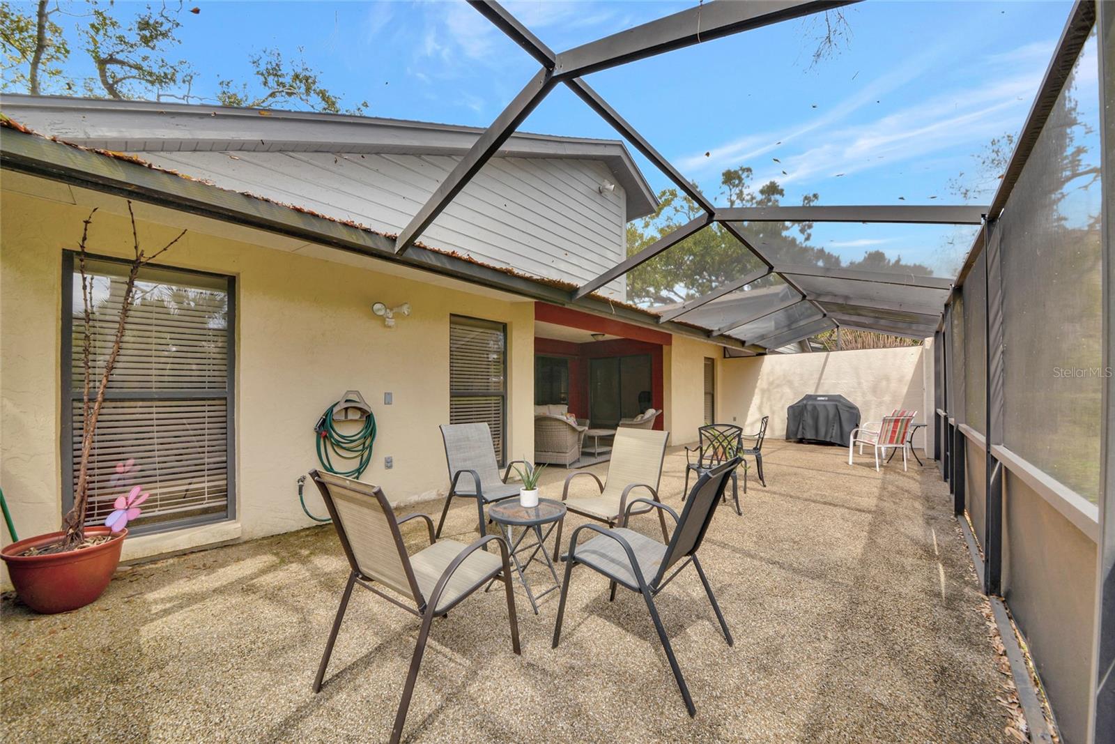 OAK FOREST VILLAS - Residential