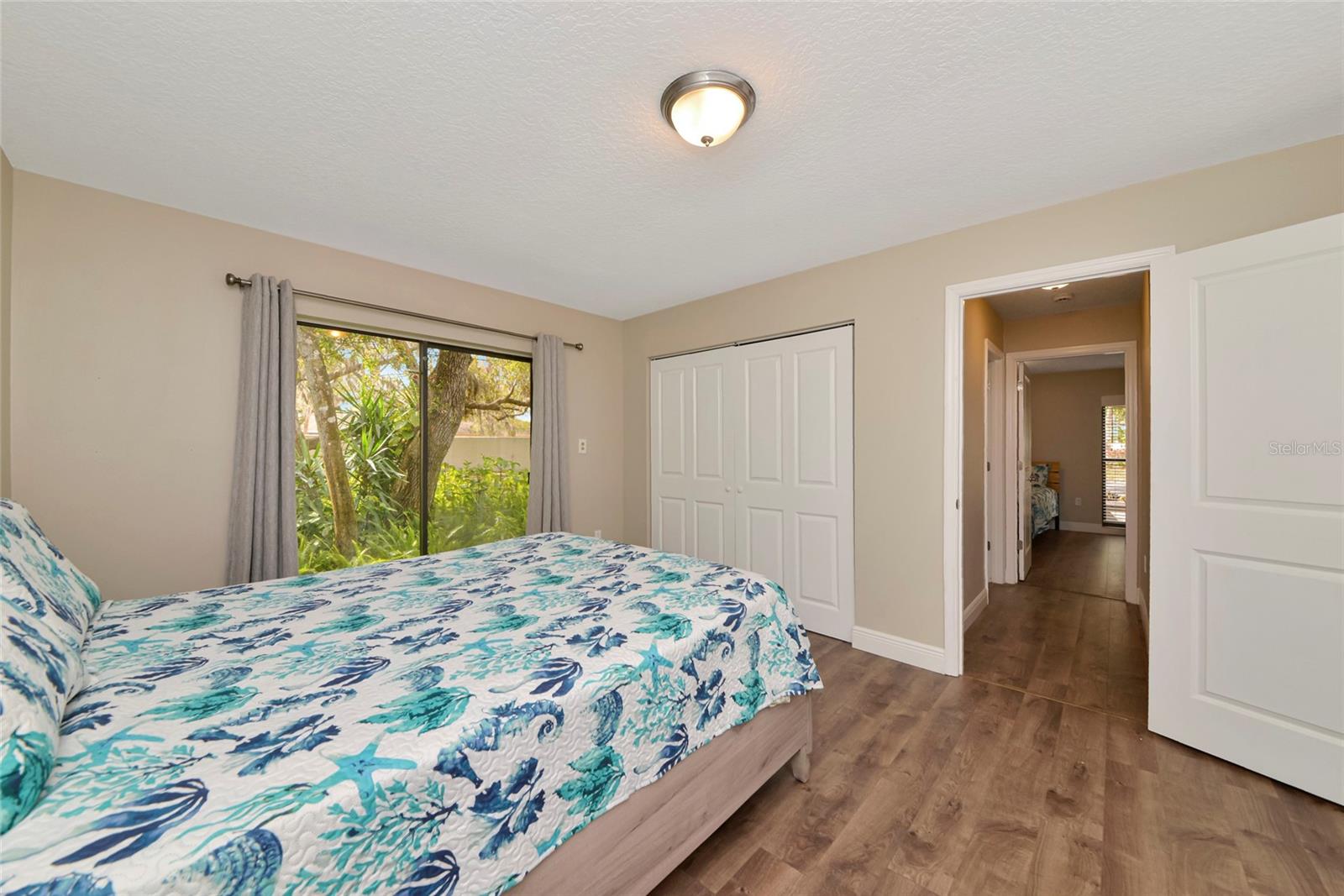 OAK FOREST VILLAS - Residential