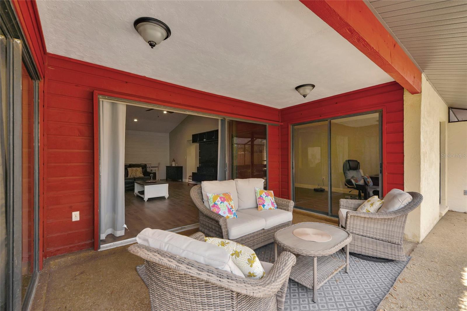 OAK FOREST VILLAS - Residential