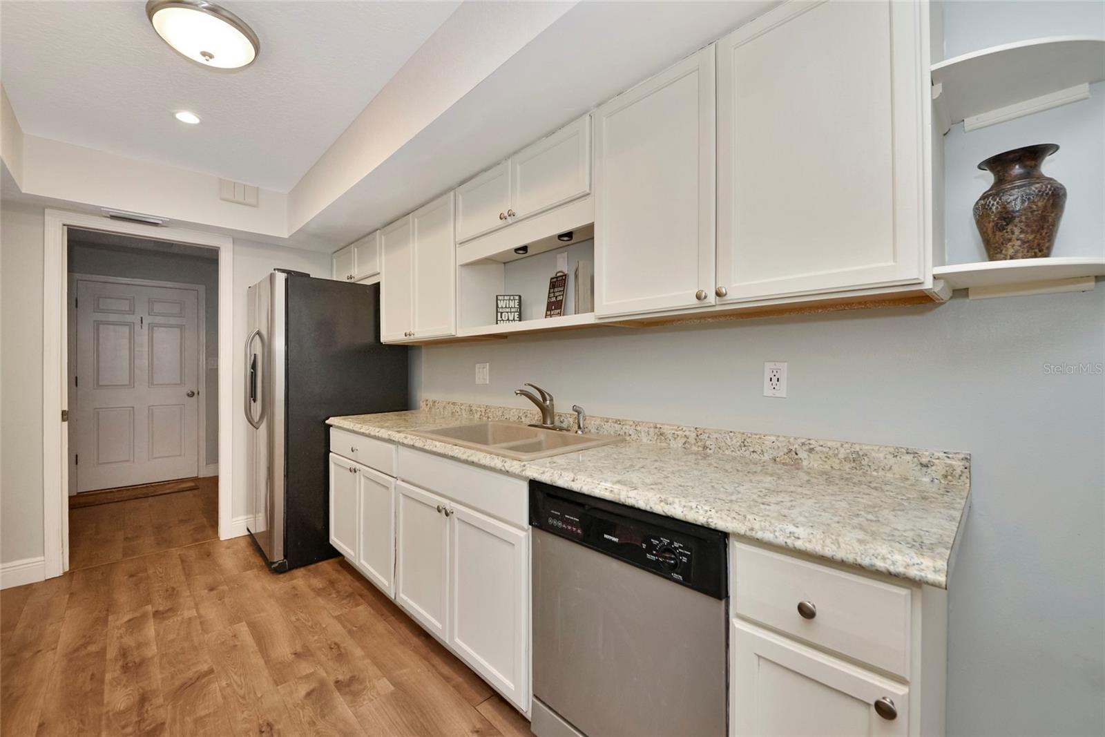 OAK FOREST VILLAS - Residential