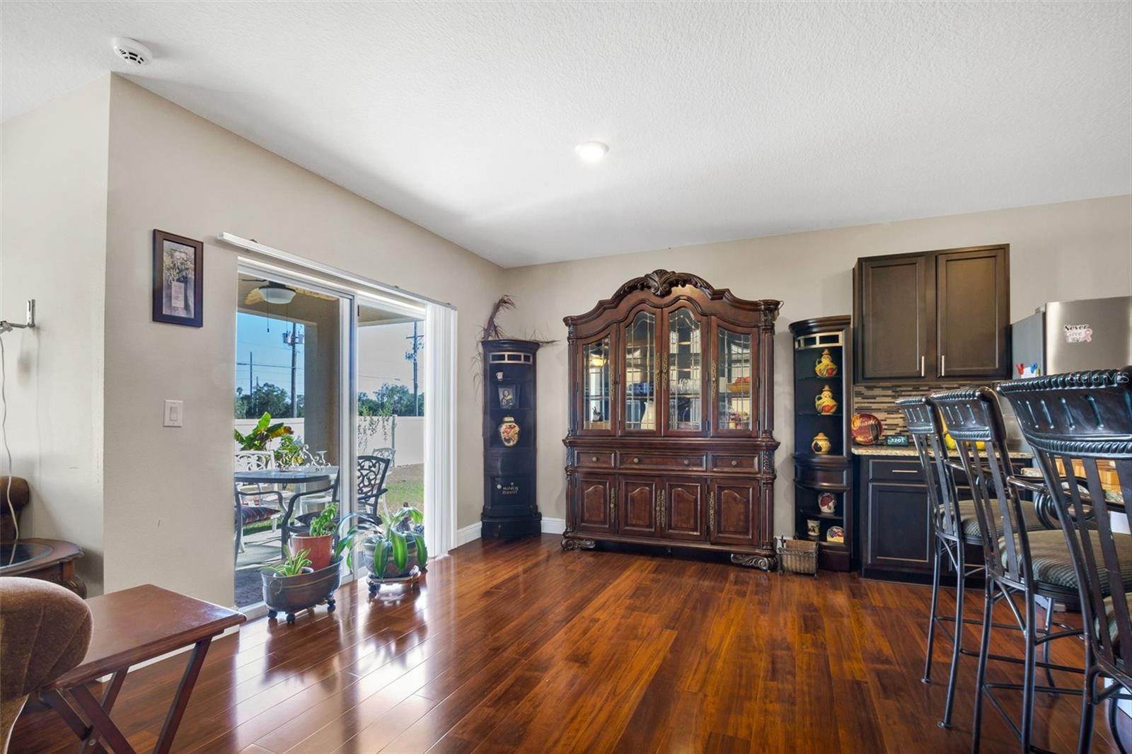 SQUIRES GROVE - Residential