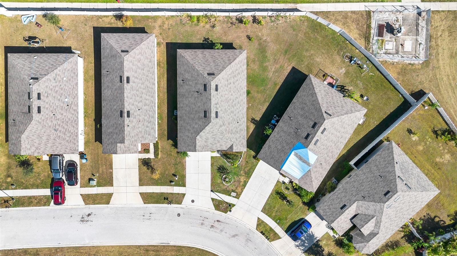 SQUIRES GROVE - Residential