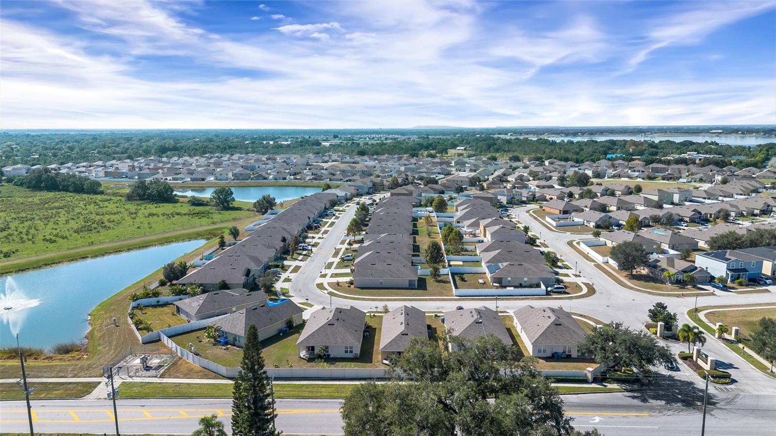 SQUIRES GROVE - Residential