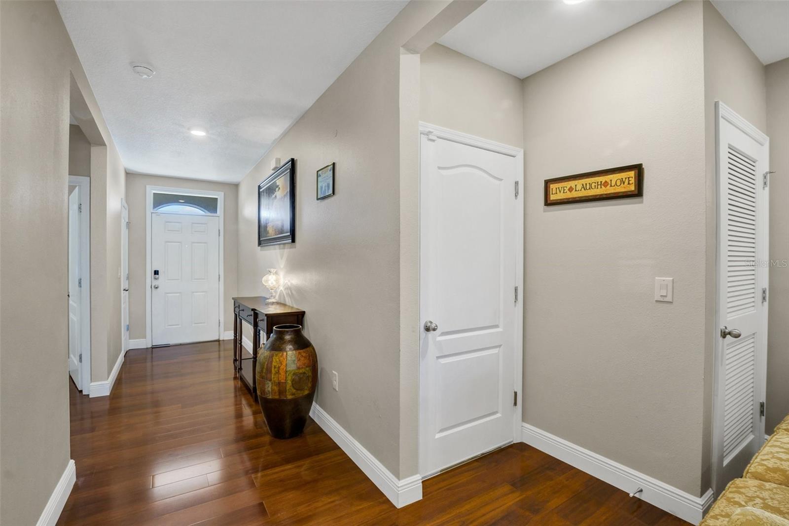 SQUIRES GROVE - Residential