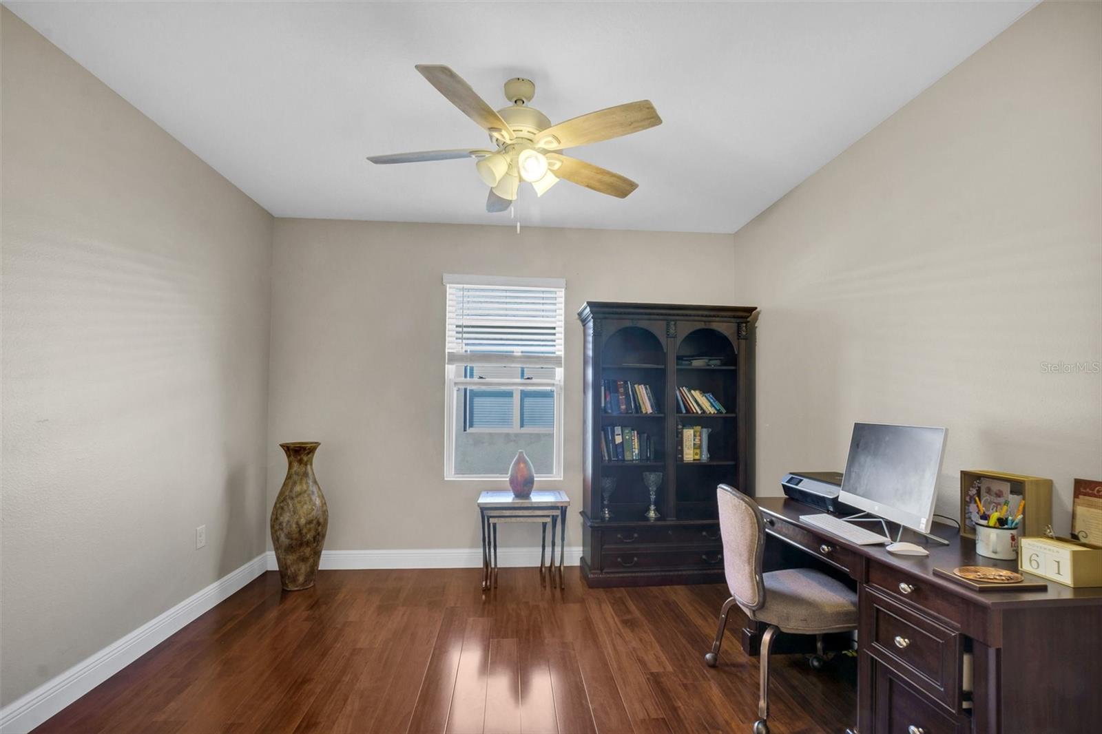 SQUIRES GROVE - Residential