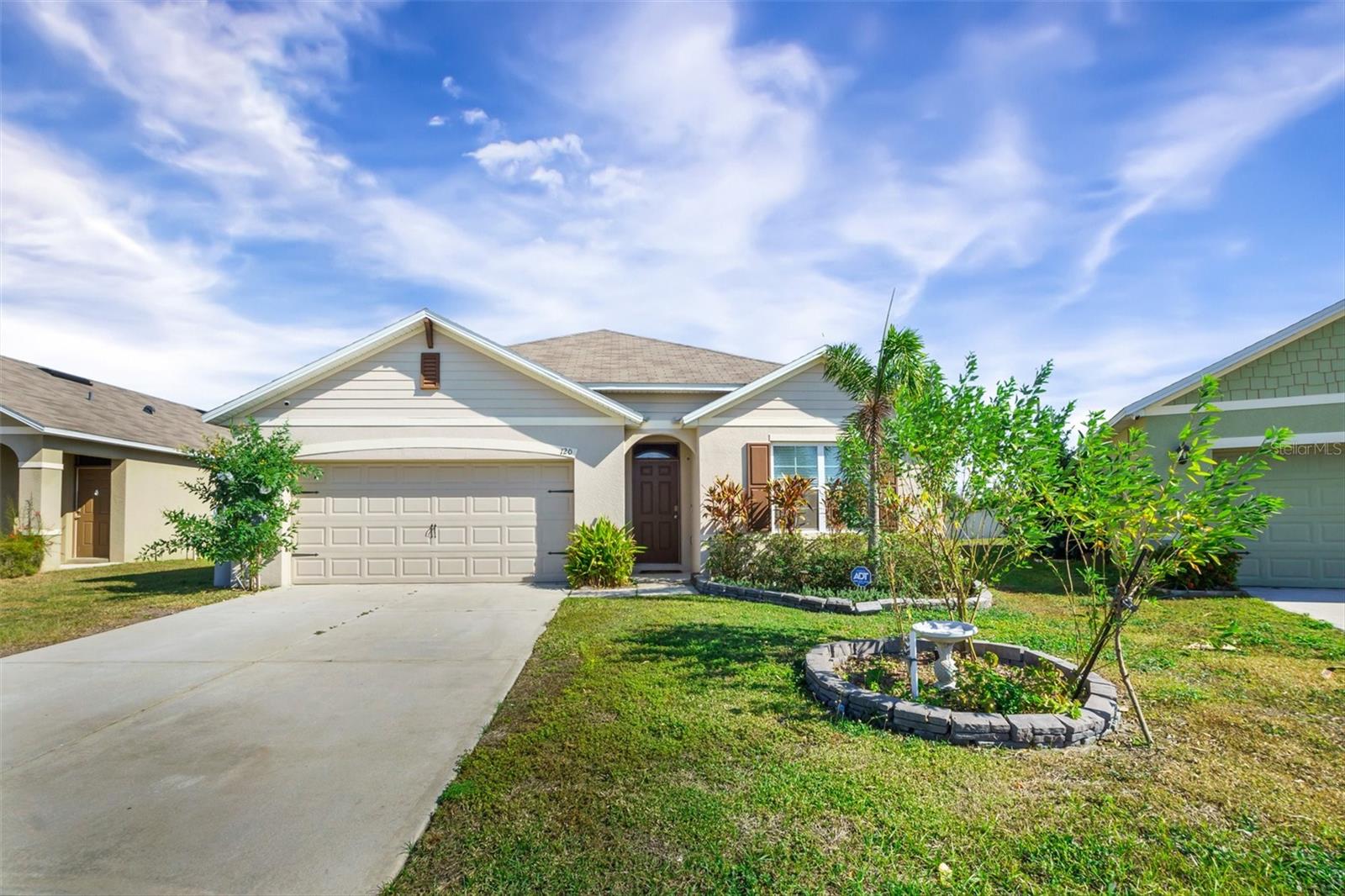 SQUIRES GROVE - Residential