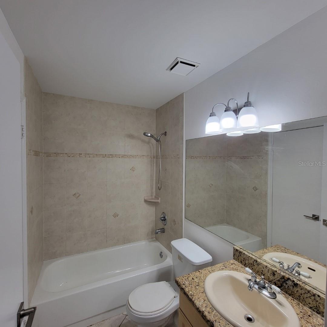 VINTAGE GRAND - Residential