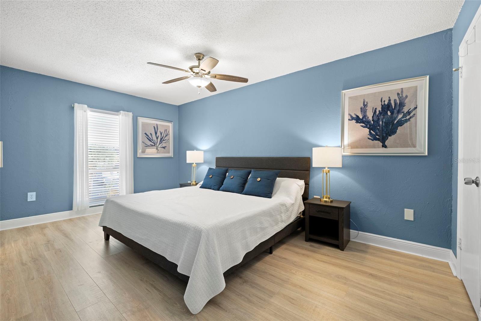 BOCA SHORES CONDO - Residential