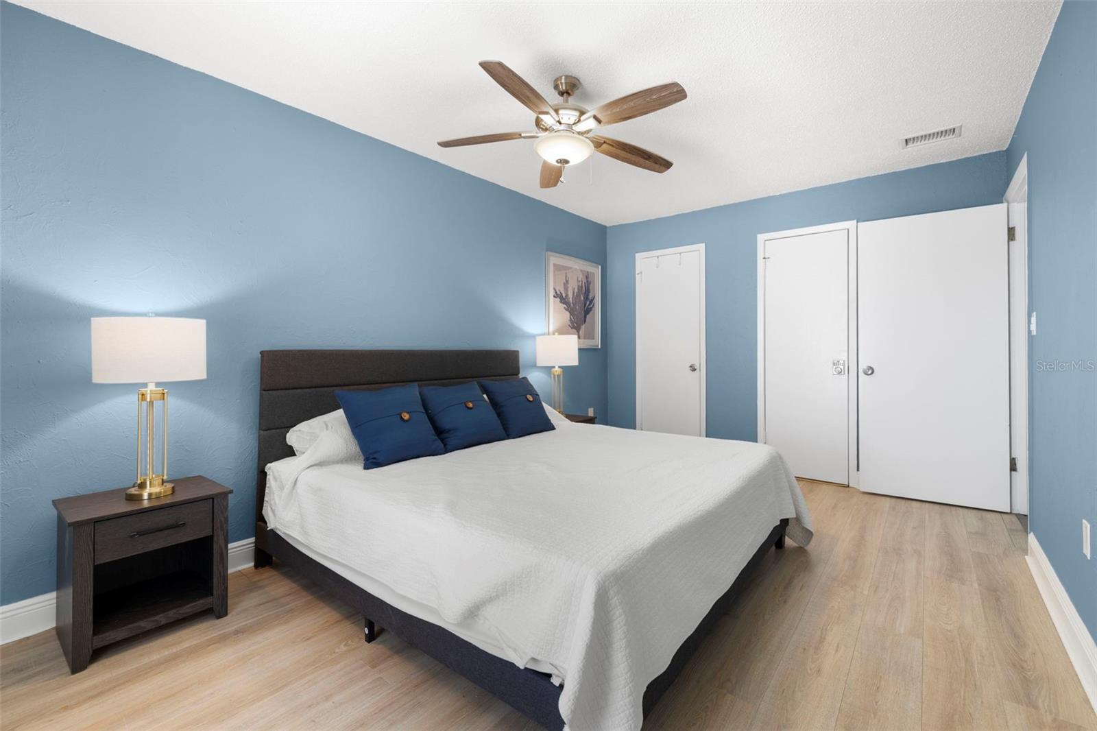 BOCA SHORES CONDO - Residential