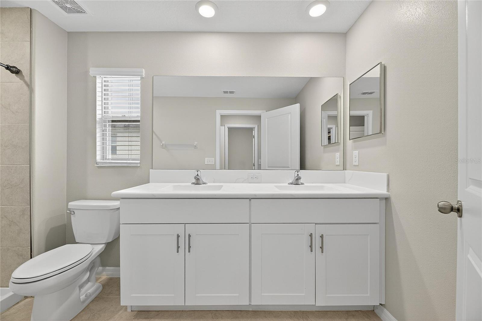 CYPRESS CRK PCL K PH 3 - Residential Lease