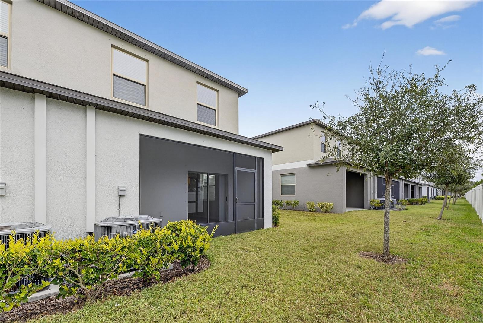 CYPRESS CRK PCL K PH 3 - Residential Lease