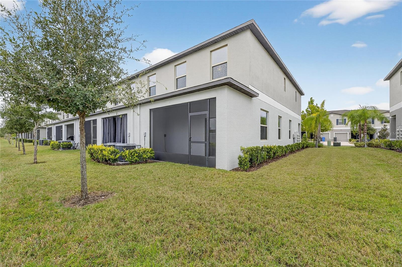 CYPRESS CRK PCL K PH 3 - Residential Lease