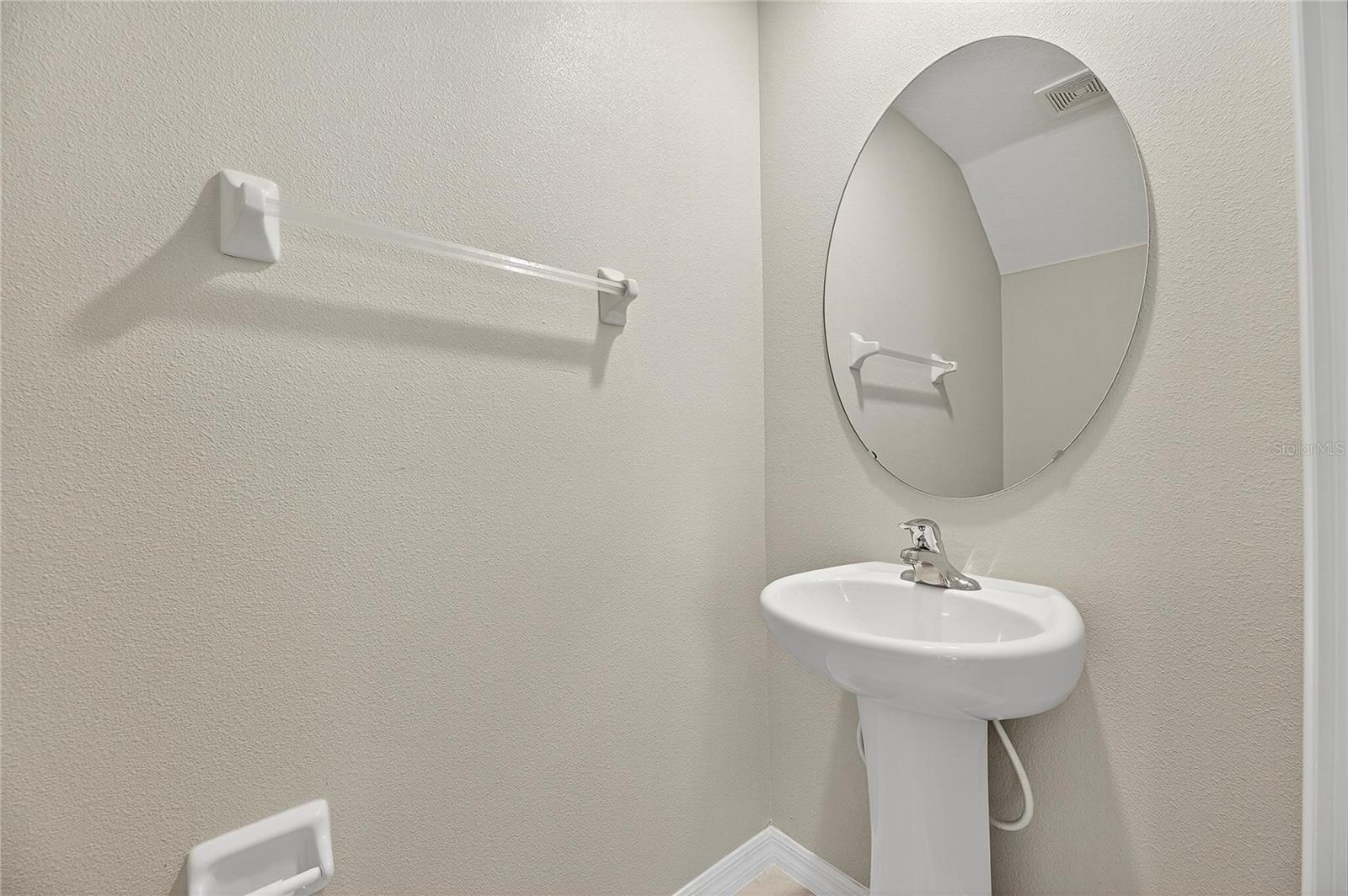 CYPRESS CRK PCL K PH 3 - Residential Lease