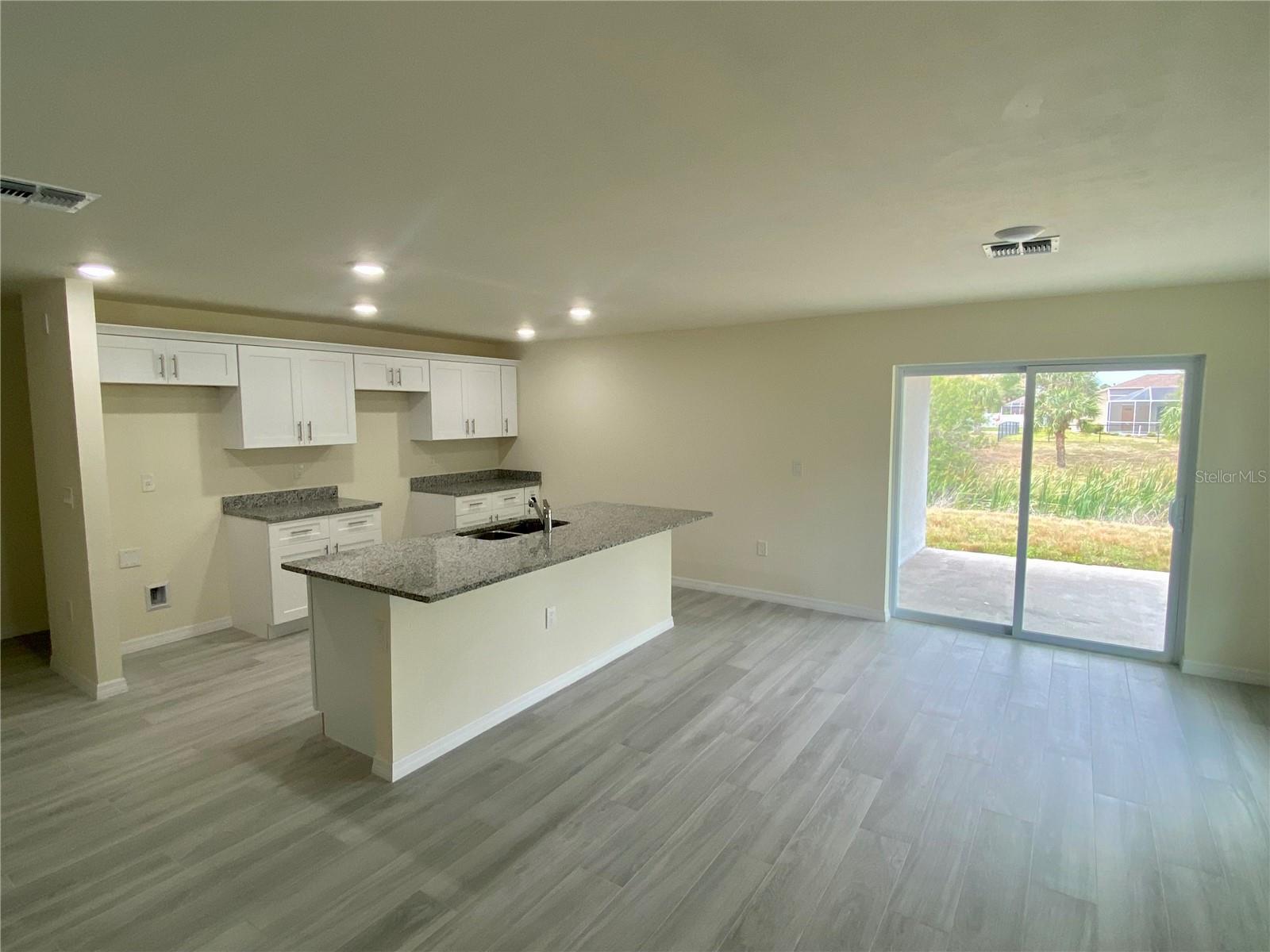 2643 ORCHARD CIRCLE