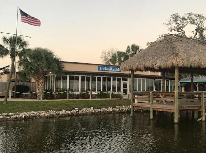 OAKSTONE FARMS - Residential