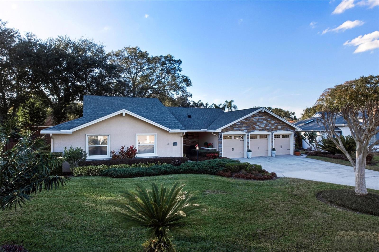 ORANGE TREE COUNTRY CLUB - Residential