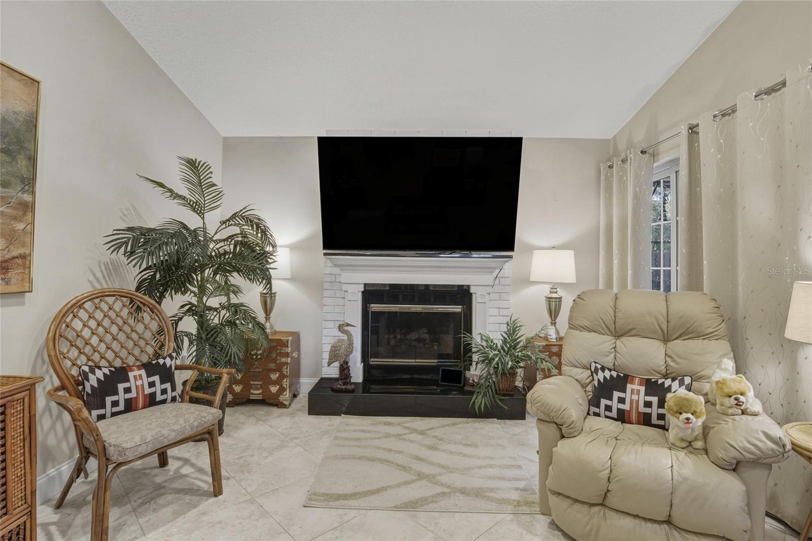 ORANGE TREE COUNTRY CLUB - Residential