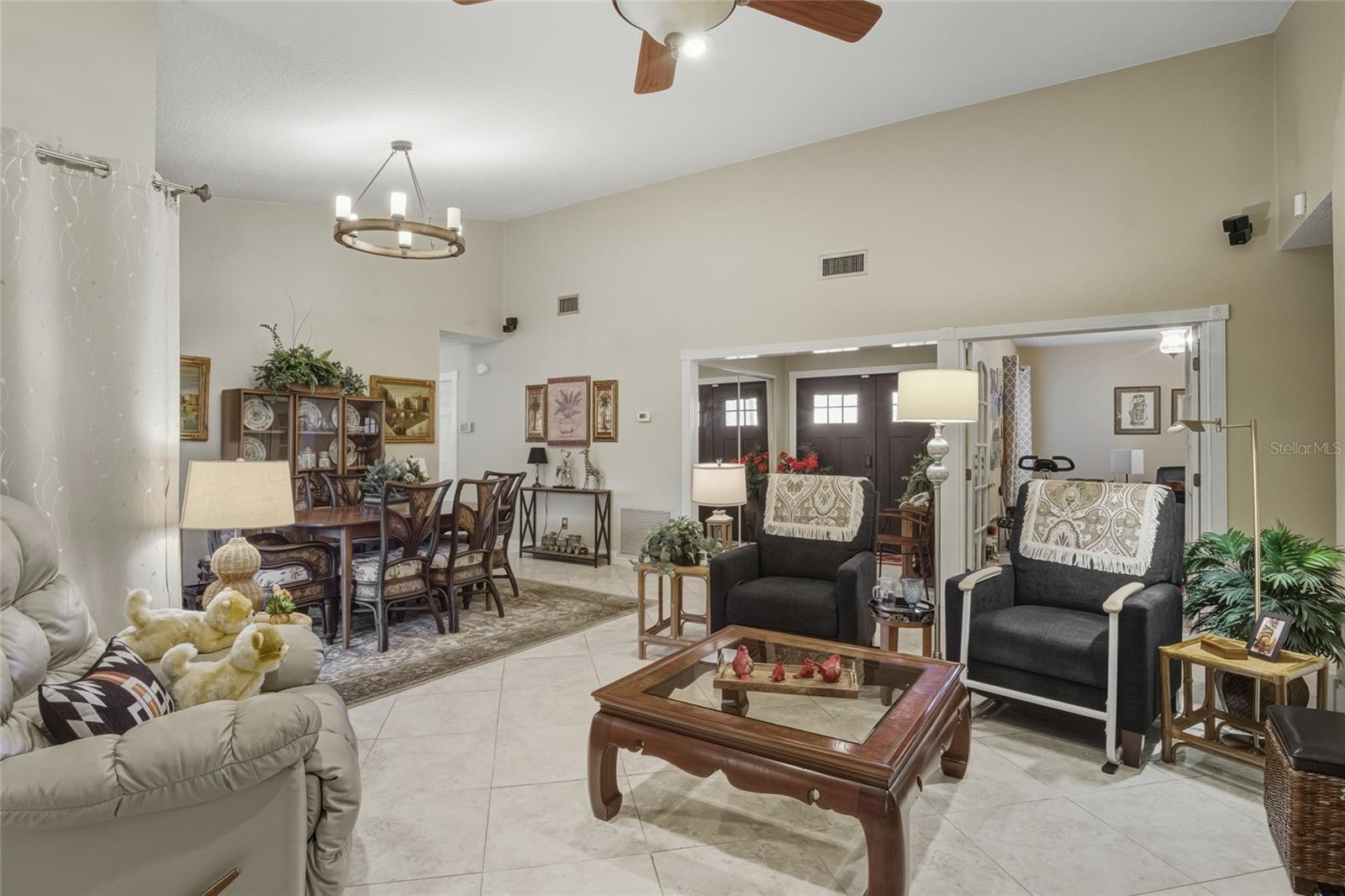 ORANGE TREE COUNTRY CLUB - Residential