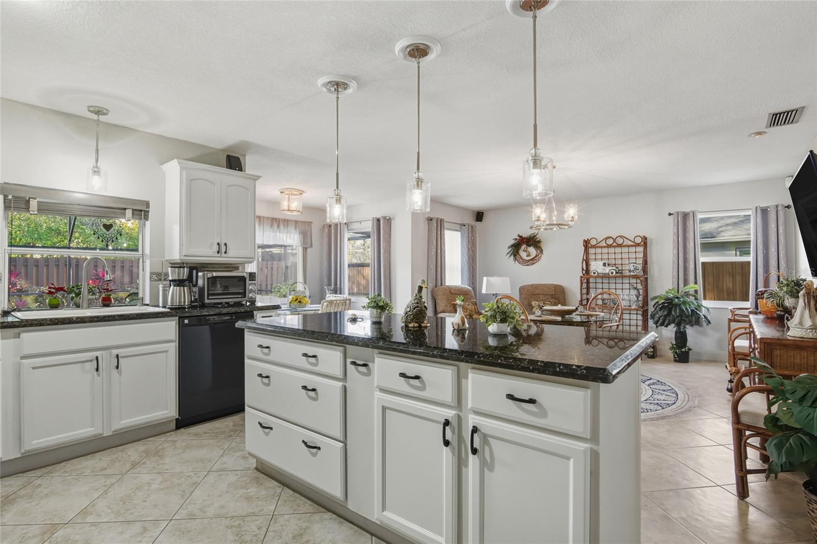 ORANGE TREE COUNTRY CLUB - Residential