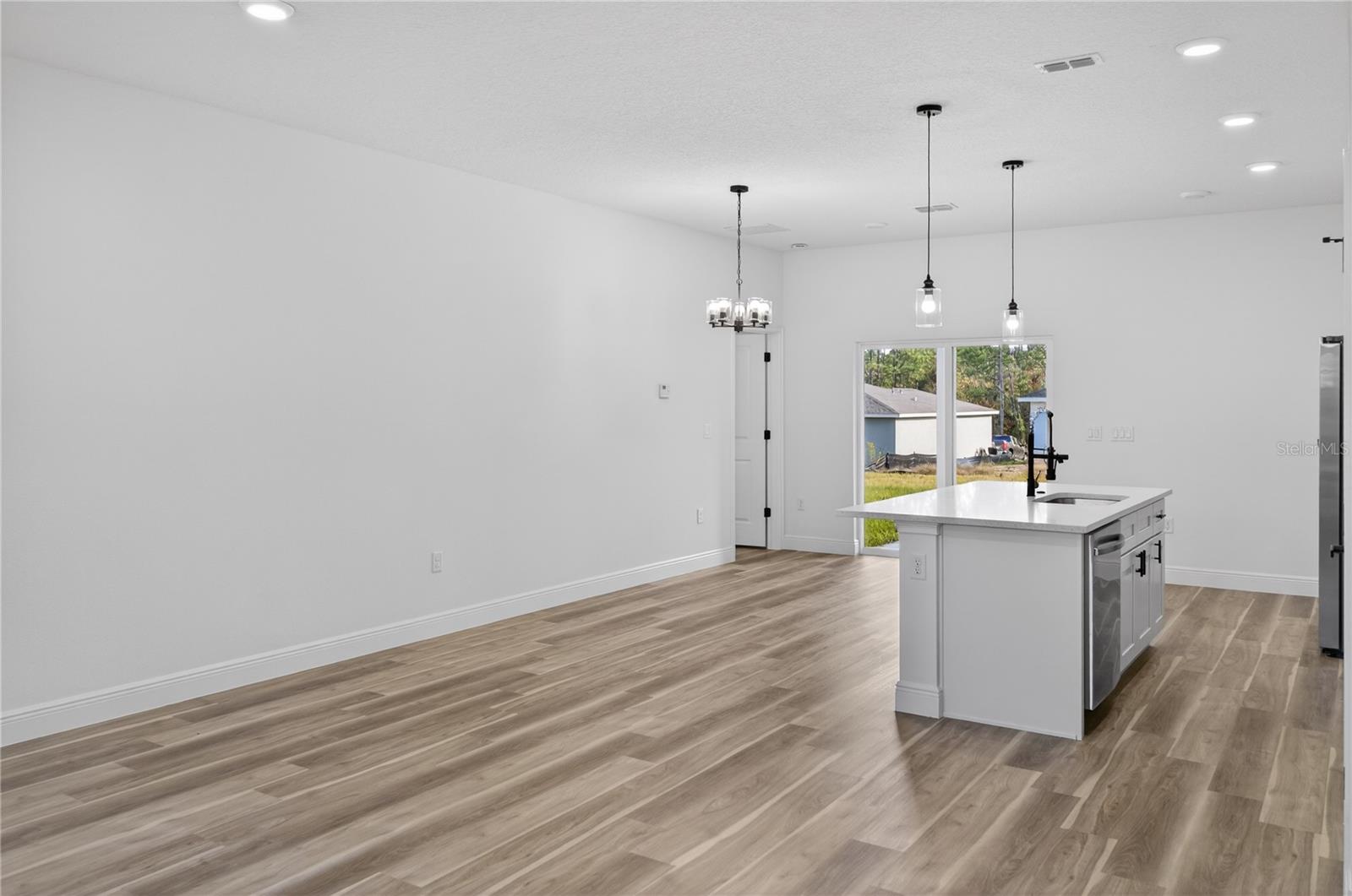 CITRUS SPGS UNIT 07 - Residential Lease