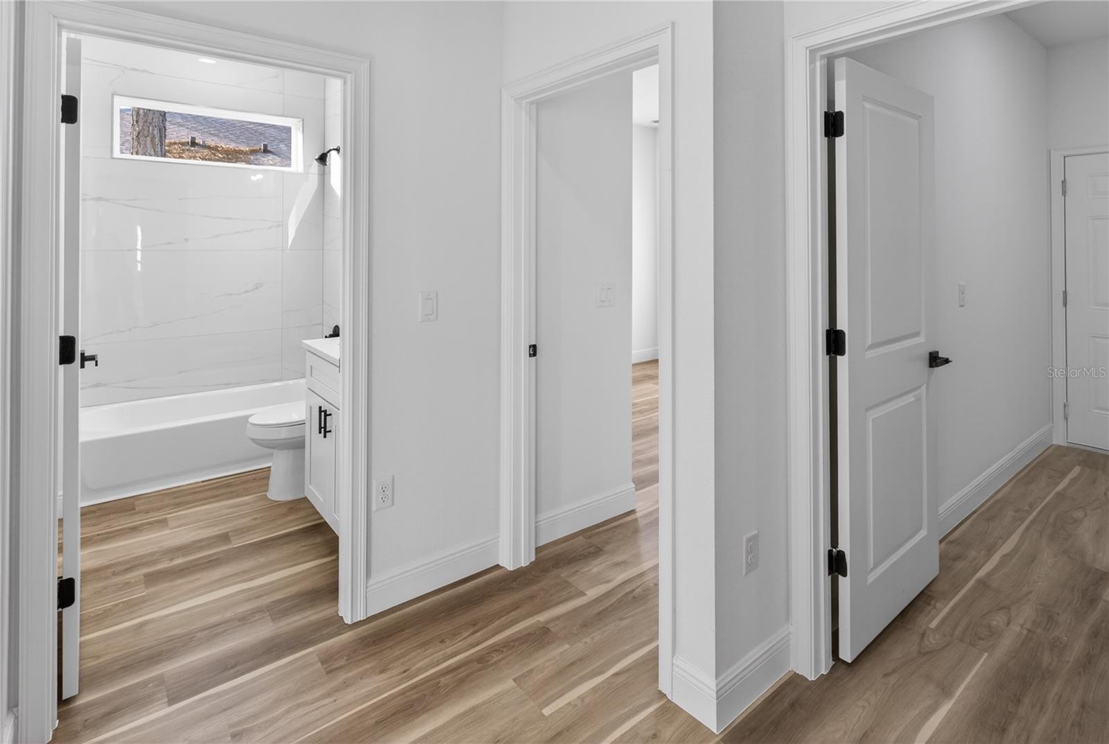 CITRUS SPGS UNIT 07 - Residential Lease