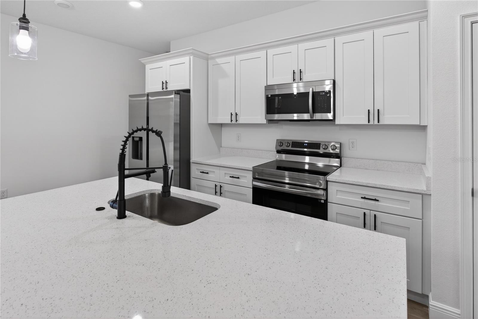 CITRUS SPGS UNIT 07 - Residential Lease