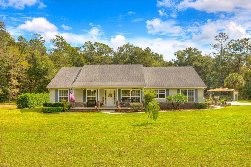 Photo of 1090 Paley Place, Deland, FL 32720 (MLS # V4945589)